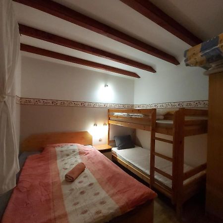 Melinda nyaralóház Balatonkenese Esterno foto